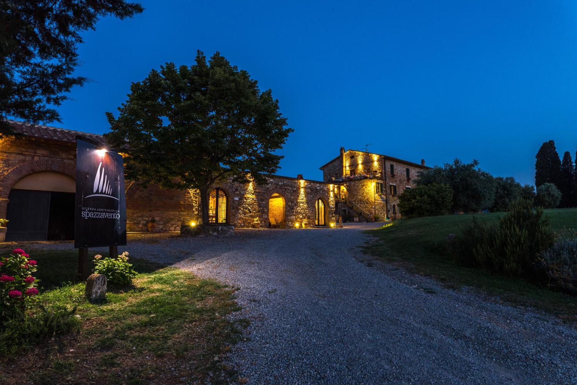 Agriturismo Spazzavento Palazzone Luaran gambar