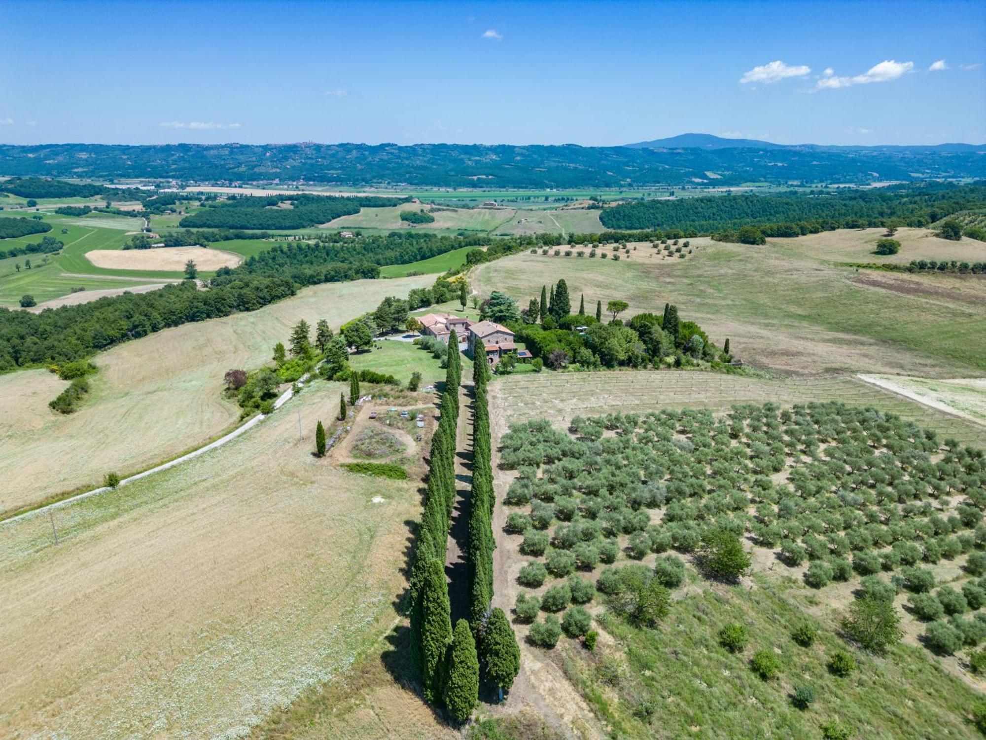 Agriturismo Spazzavento Palazzone Luaran gambar