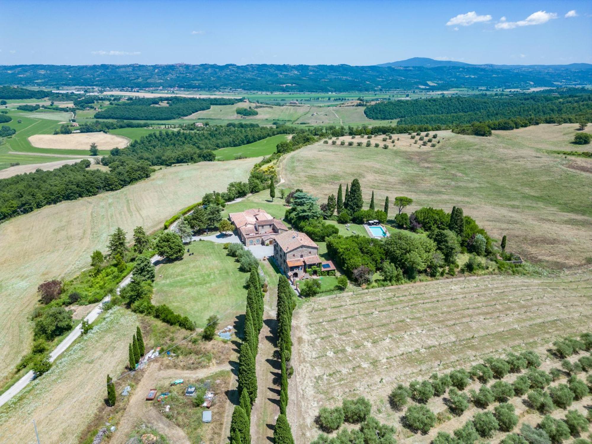 Agriturismo Spazzavento Palazzone Luaran gambar