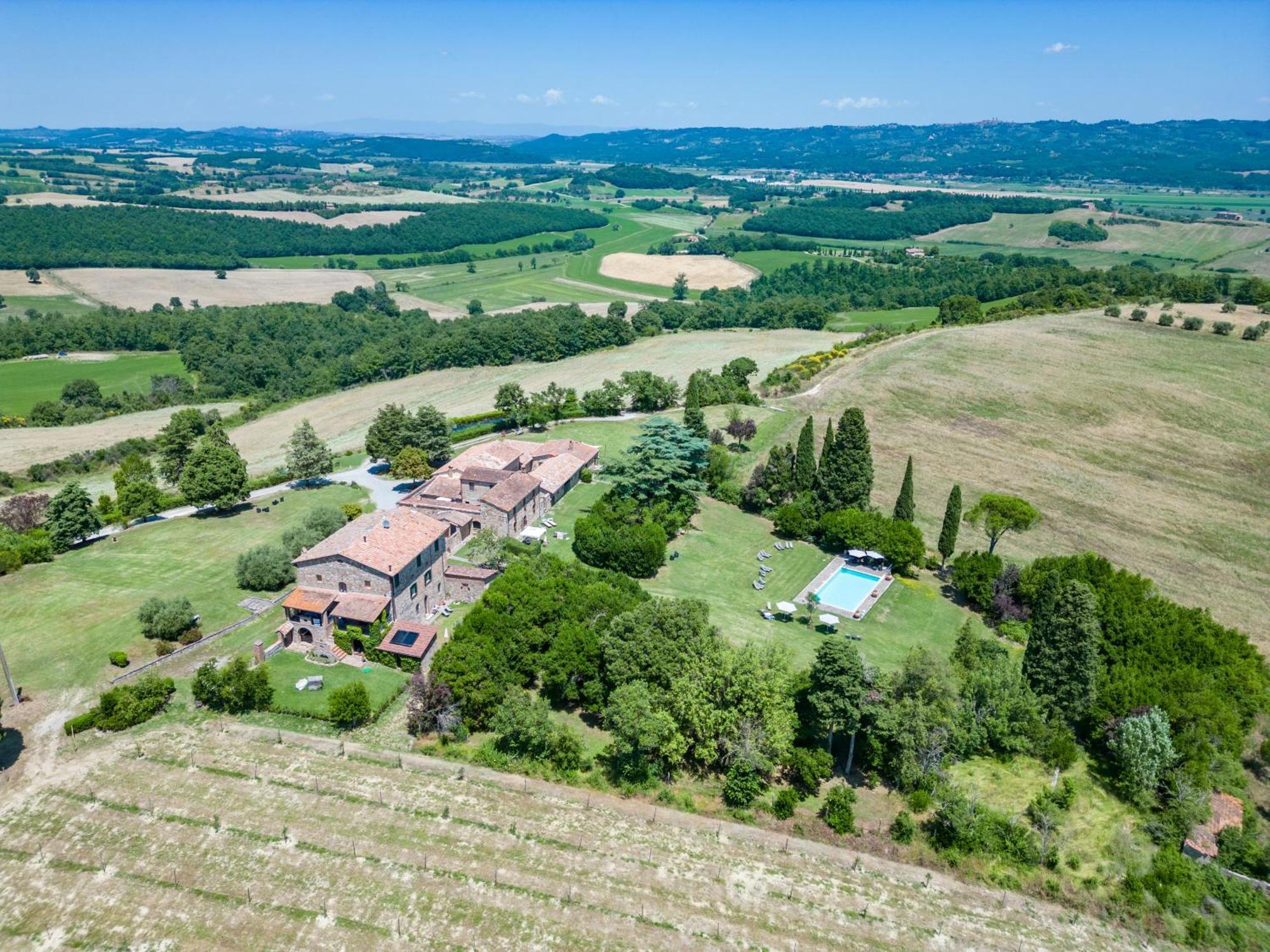 Agriturismo Spazzavento Palazzone Luaran gambar