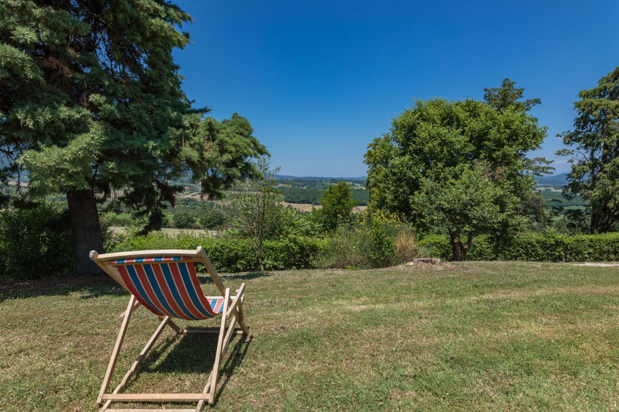 Agriturismo Spazzavento Palazzone Luaran gambar